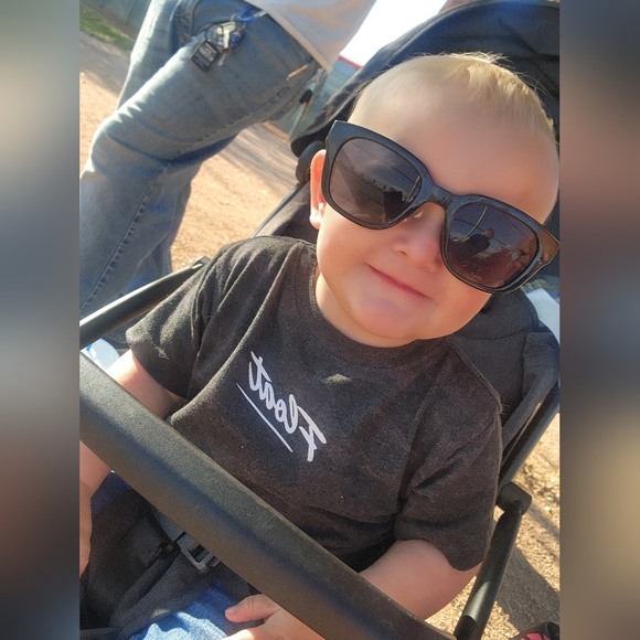 Meet your Posher, Molly - Picture 3 of 4